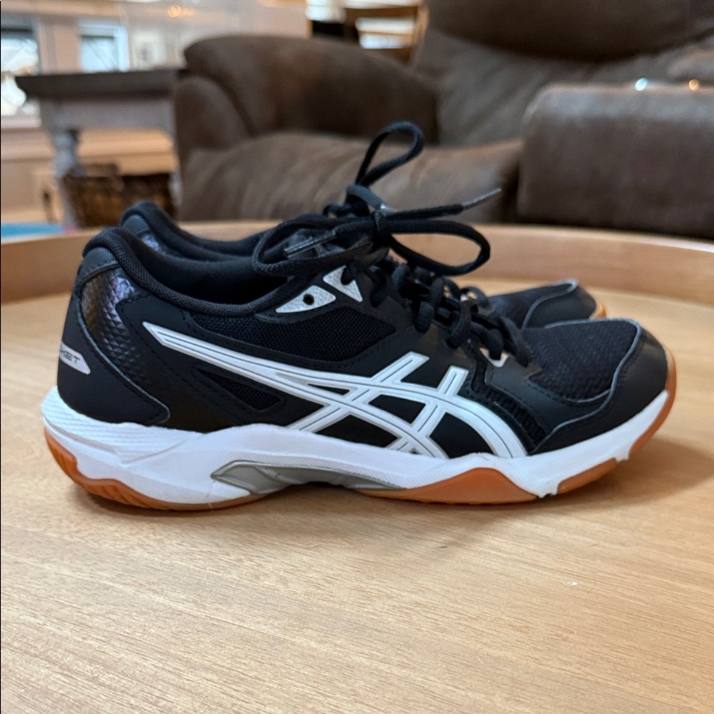 ASICS Women's Black White Indoor Training Sneakers